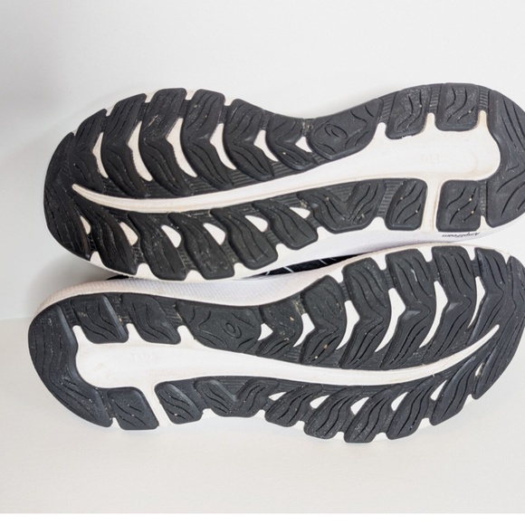 Asics Gel-Excite 8 SNEAKERS SZ 8 Black White Women Running Shoes - Picture 7 of 8